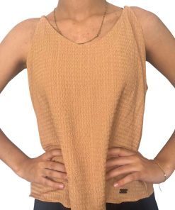 Alternative view of Top Tiritas Camello