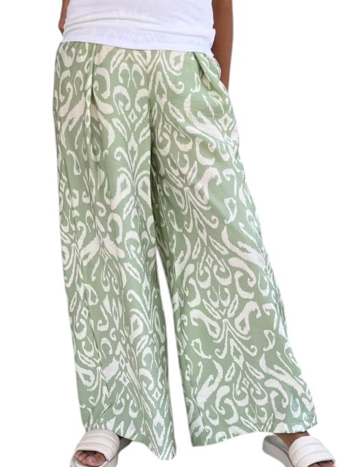 Palazo Verde con Figuras