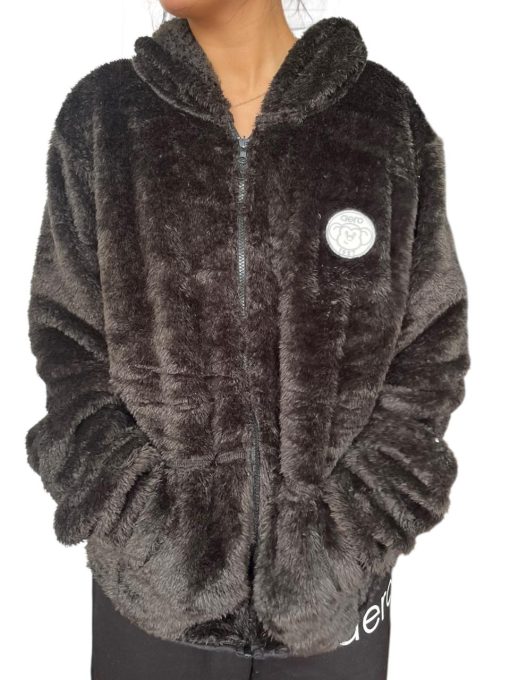 Polera Negra de Peluche