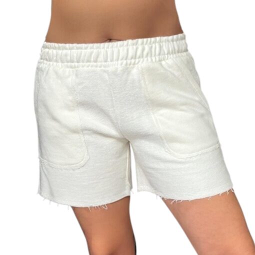 Short Crema Corto