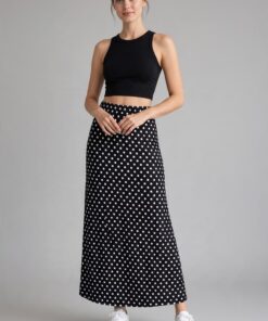 Alternative view of Falda Larga Negra