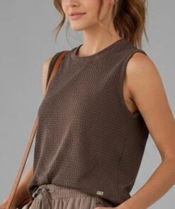 Top Marron Corrugado - Imagen 2